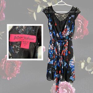 Betsey Johnson Dark Floral Lace Dress - Size 4